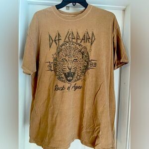 Band tee! Def Leppard